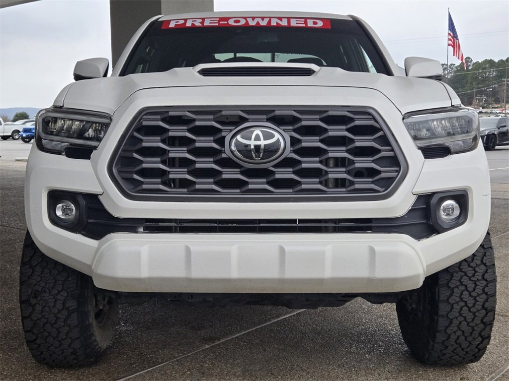 Used 2022 Toyota Tacoma TRD Sport w/ Technology Package image 7