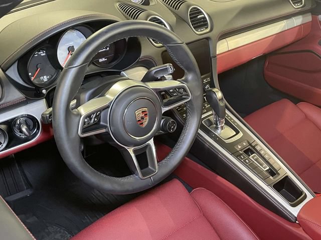 Certified 2025 Porsche 718 Boxster S RWD image 4