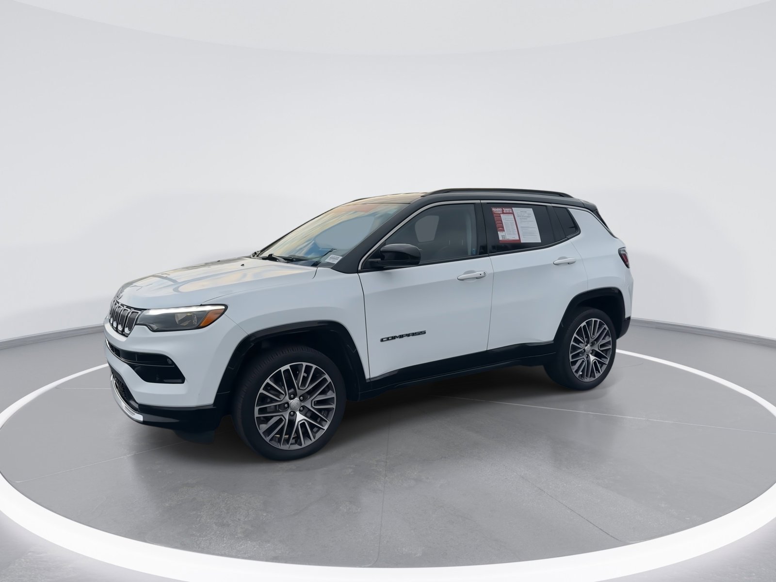 Used 2022 Jeep Compass Limited w/ Elite Group image 5
