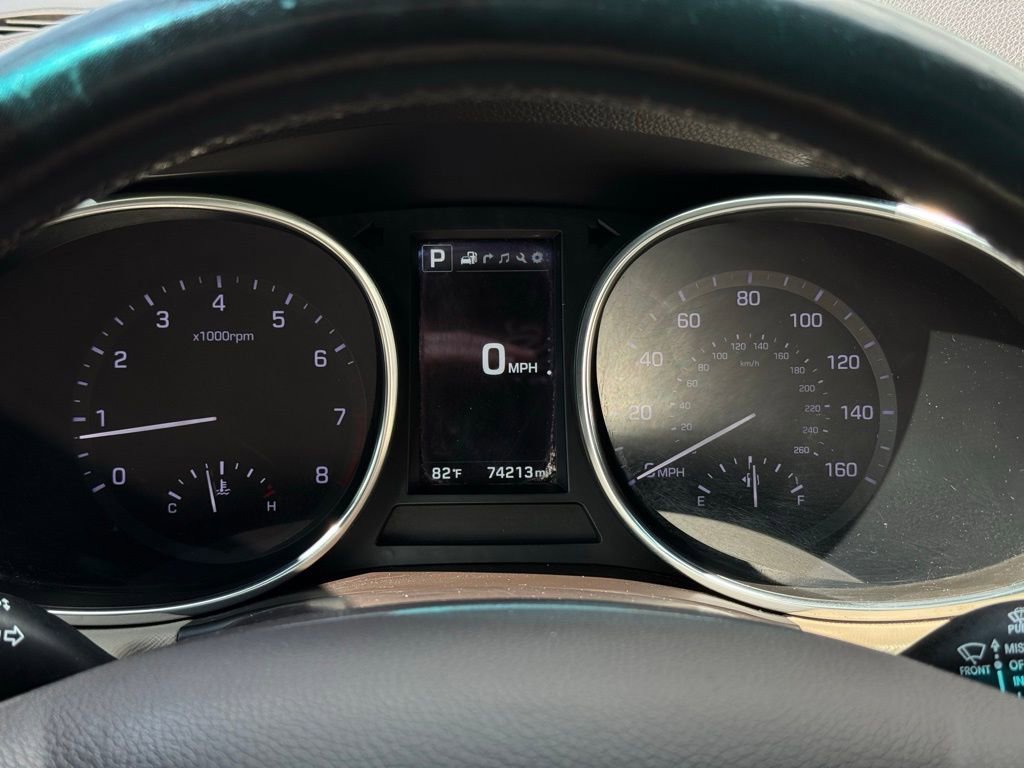 Used 2017 Hyundai Santa Fe Sport FWD image 36