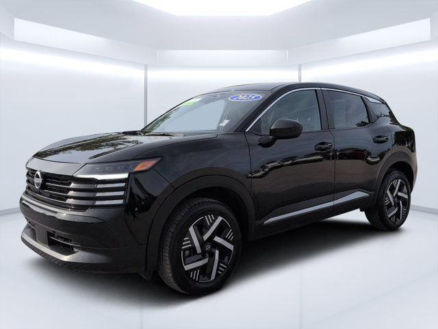 Used 2025 Nissan Kicks SV FWD image 7