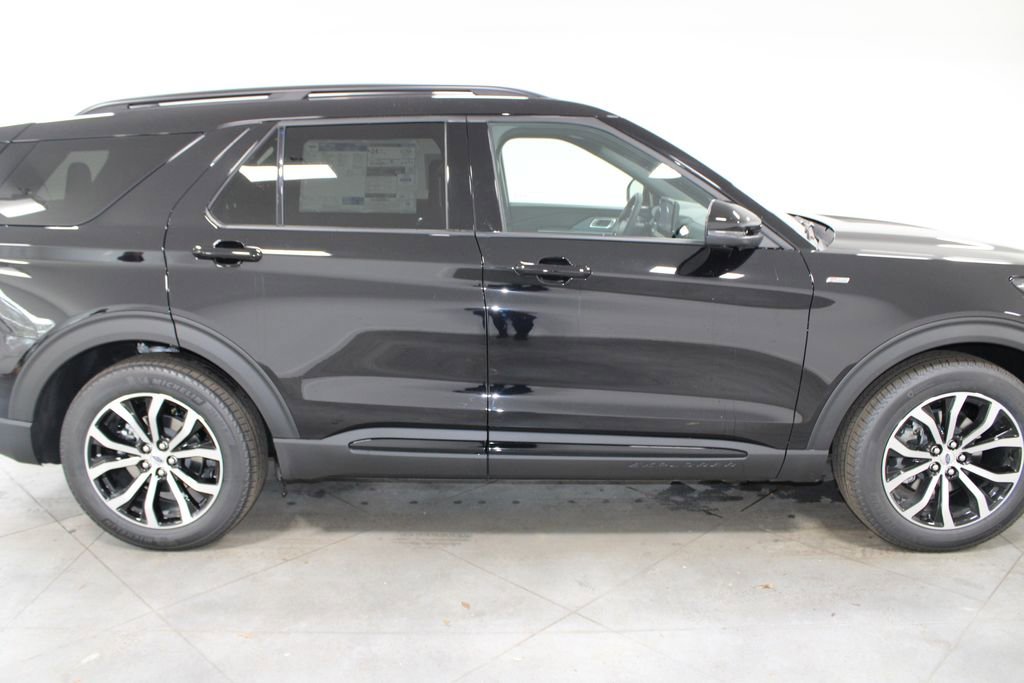 New 2026 Ford Explorer ST-Line image 10