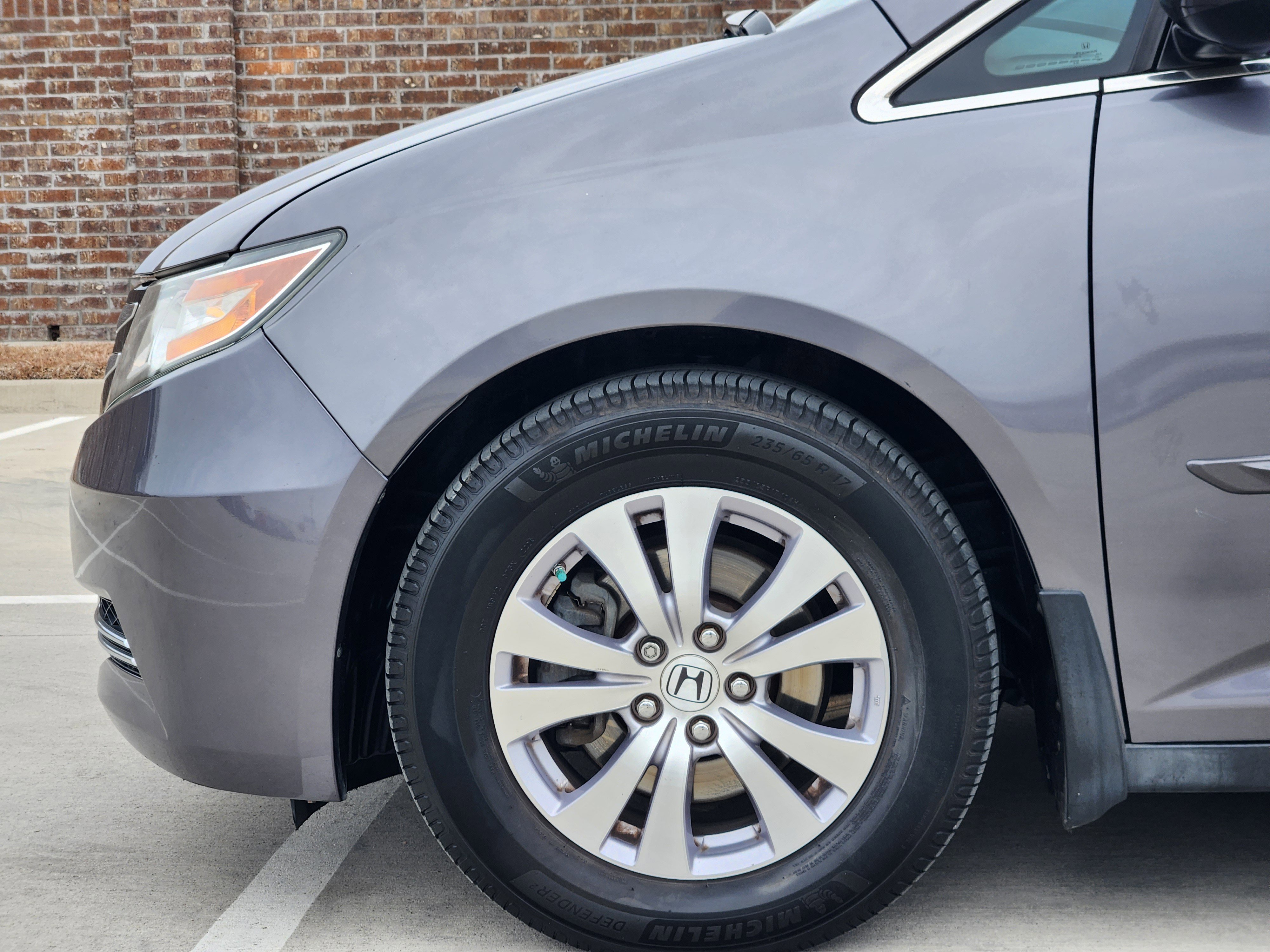 Used 2015 Honda Odyssey EX-L image 10