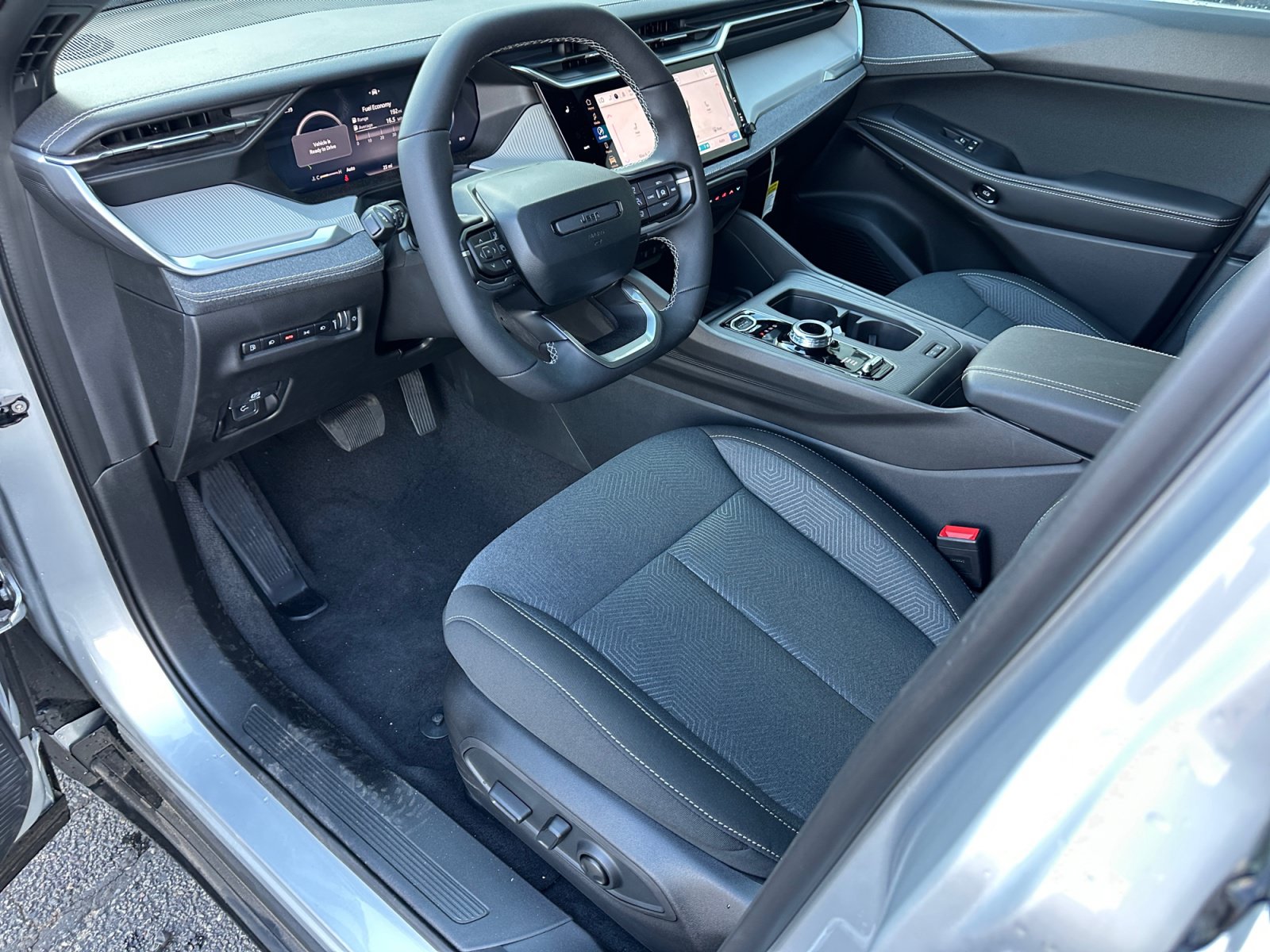 New 2026 Jeep Cherokee Laredo AWD/4WD image 11