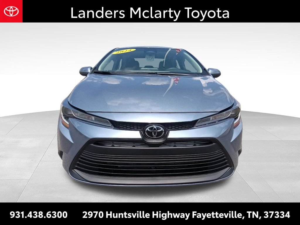 Used 2024 Toyota Corolla LE FWD image 8
