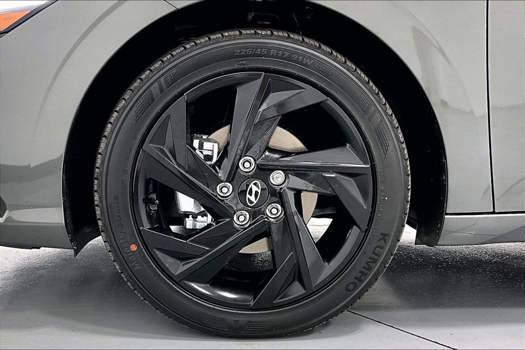 New 2026 Hyundai Elantra SEL Sport FWD image 27
