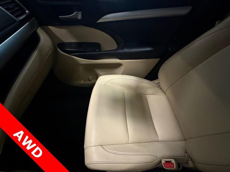 Used 2018 Toyota Highlander XLE w/ Protection Package #3 image 20