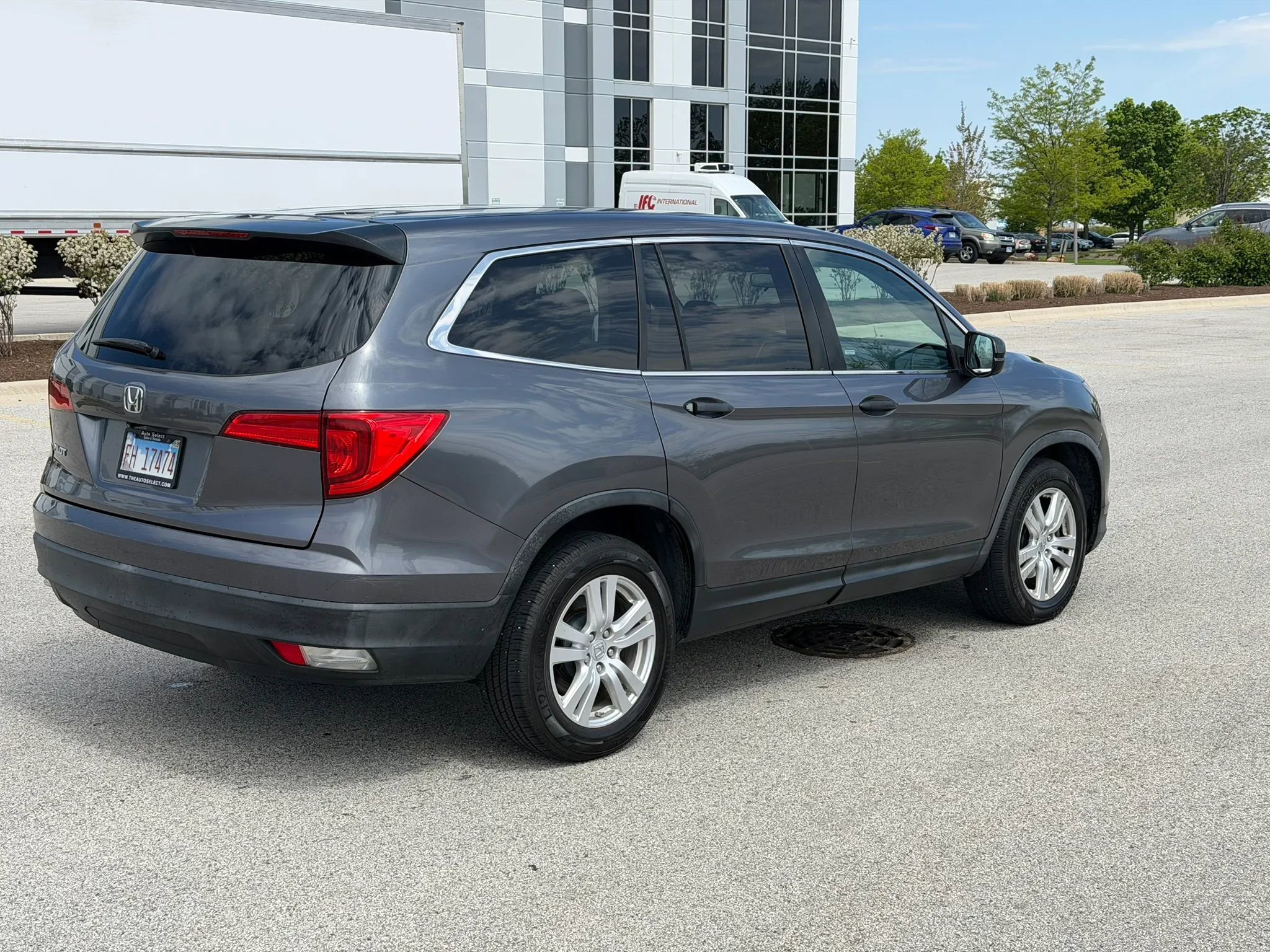 Used 2016 Honda Pilot LX image 5