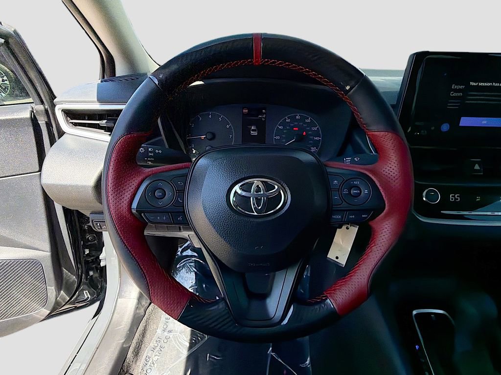 Used 2025 Toyota Corolla LE image 37