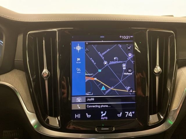 Used 2021 Volvo S60 T8 Inscription image 12