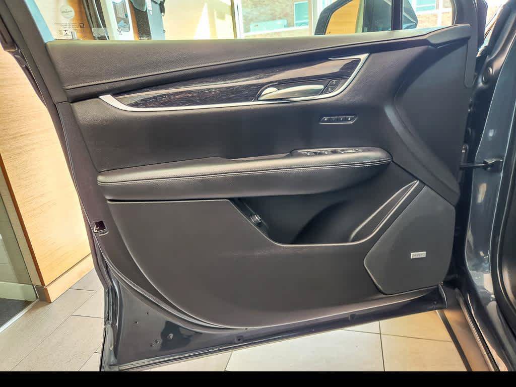 Used 2020 Cadillac XT5 Premium Luxury AWD/4WD image 20