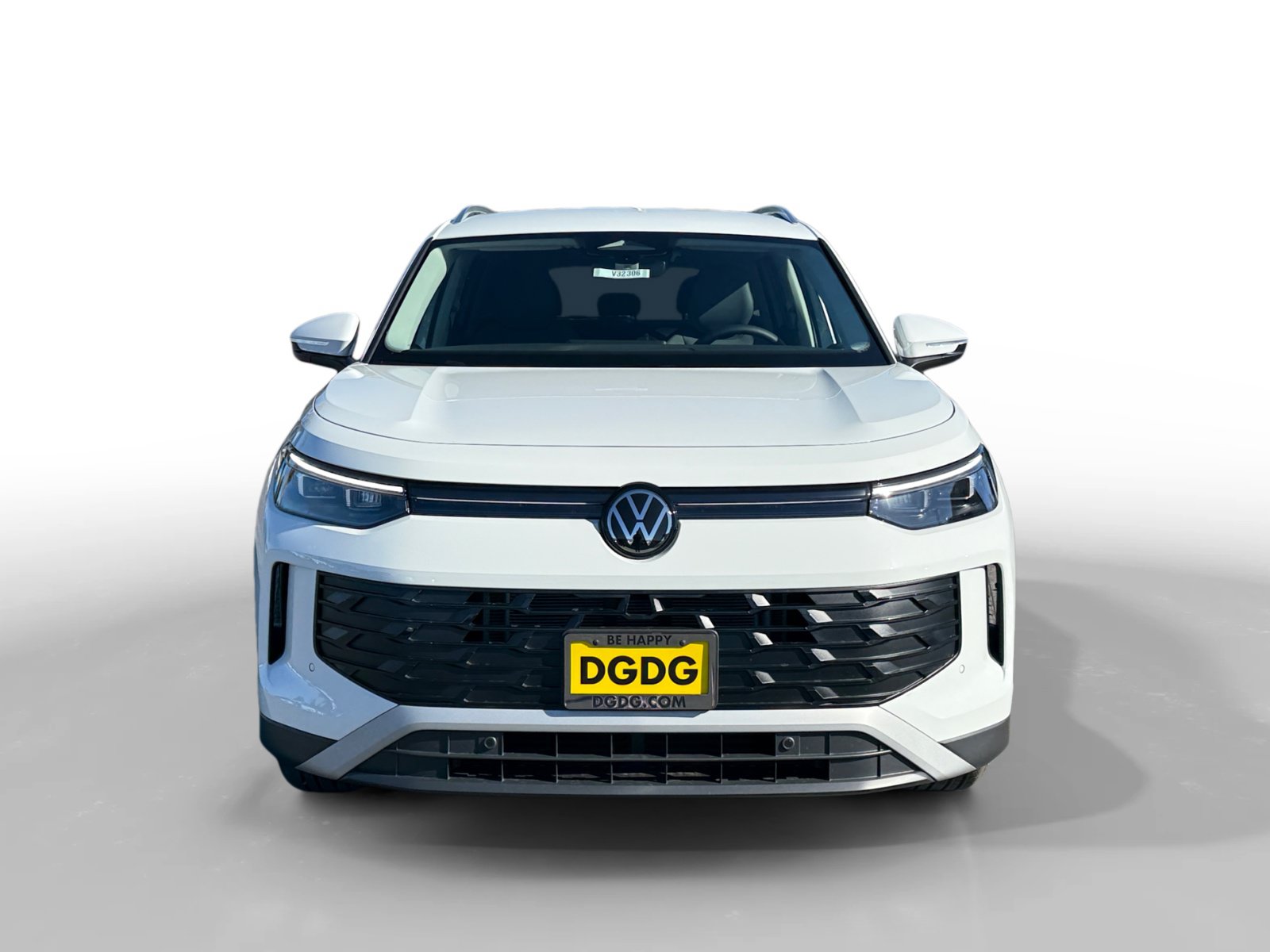 New 2026 Volkswagen Tiguan SE FWD image 8