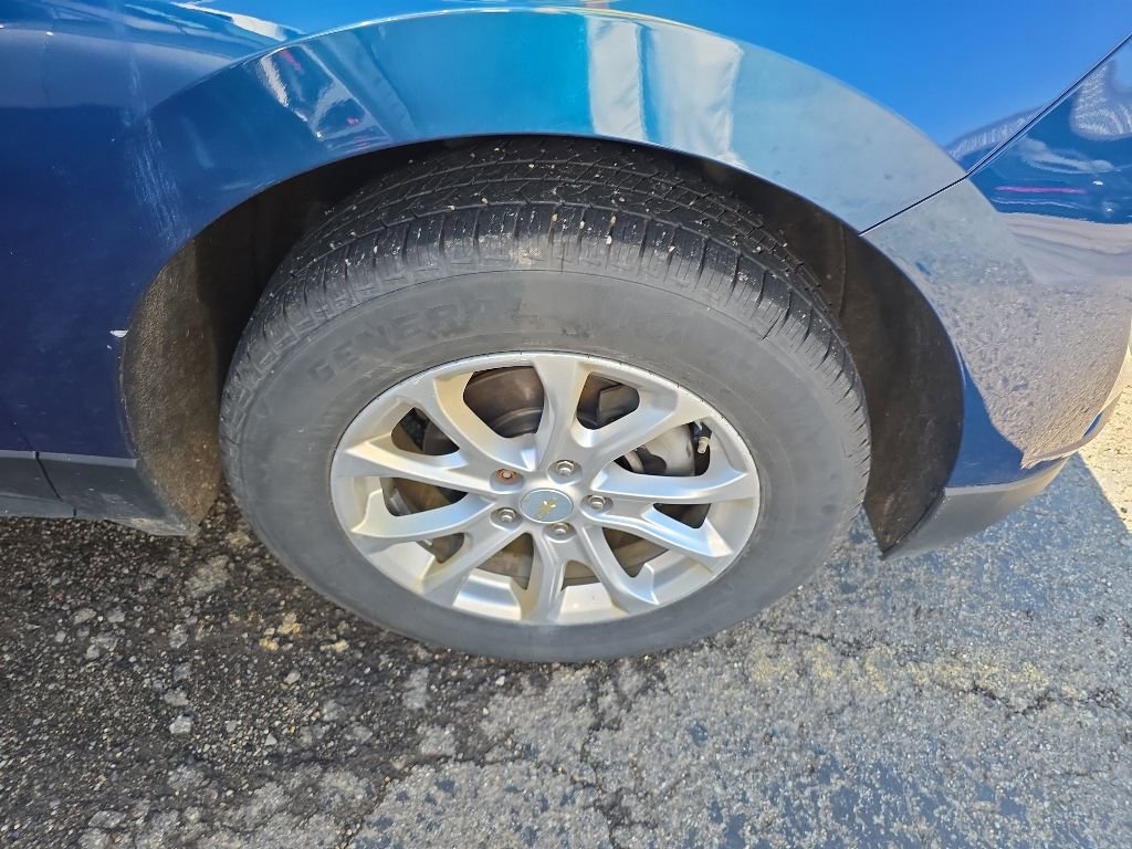 Used 2020 Chevrolet Equinox LT AWD/4WD image 3