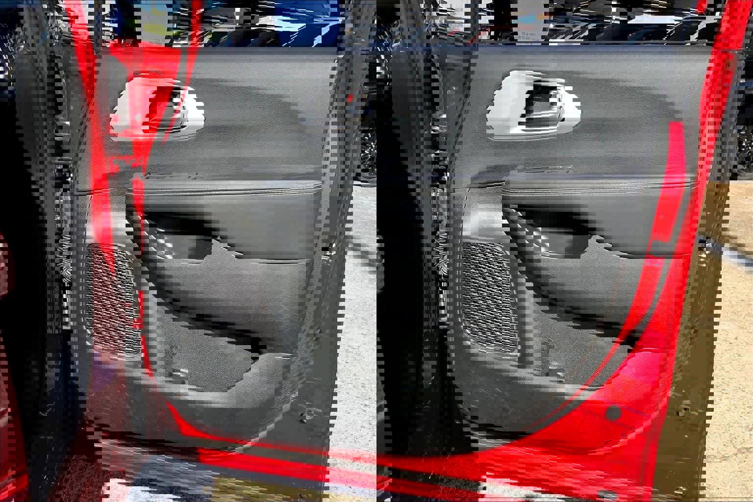 Used 2025 Chrysler Pacifica Limited image 20