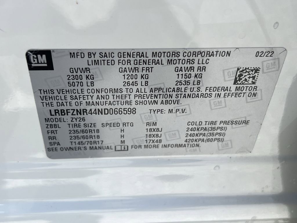 Used 2022 Buick Envision Essence w/ Safety Package FWD image 29