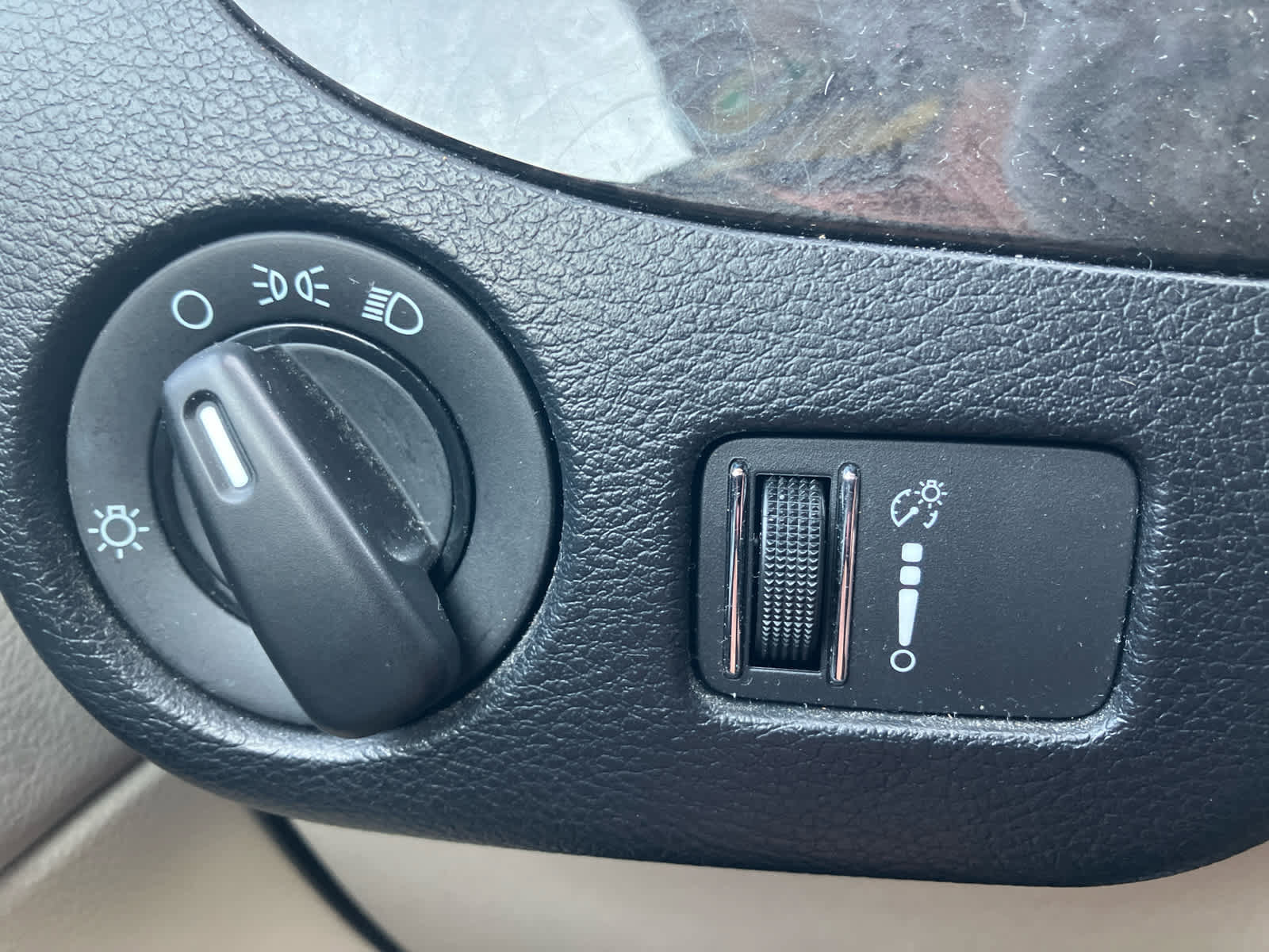 Used 2019 Dodge Grand Caravan SE FWD image 13