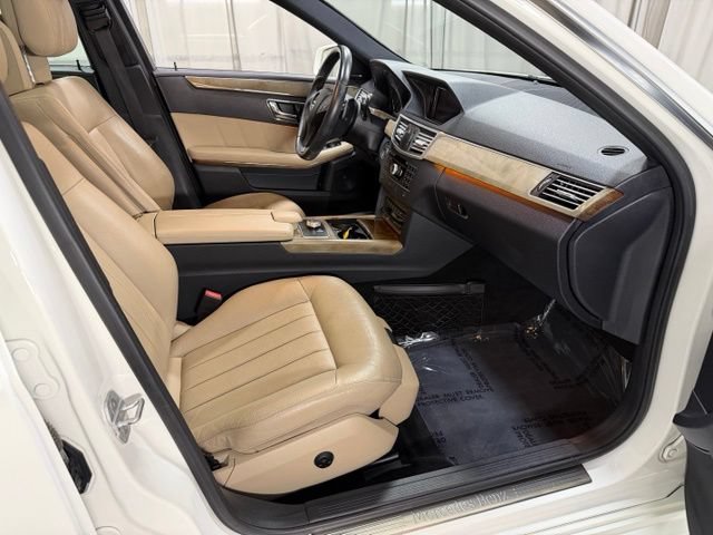 Used 2011 Mercedes-Benz E 350 4MATIC Wagon image 7