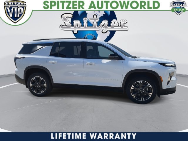 New 2027 Chevrolet Traverse LT FWD image 16