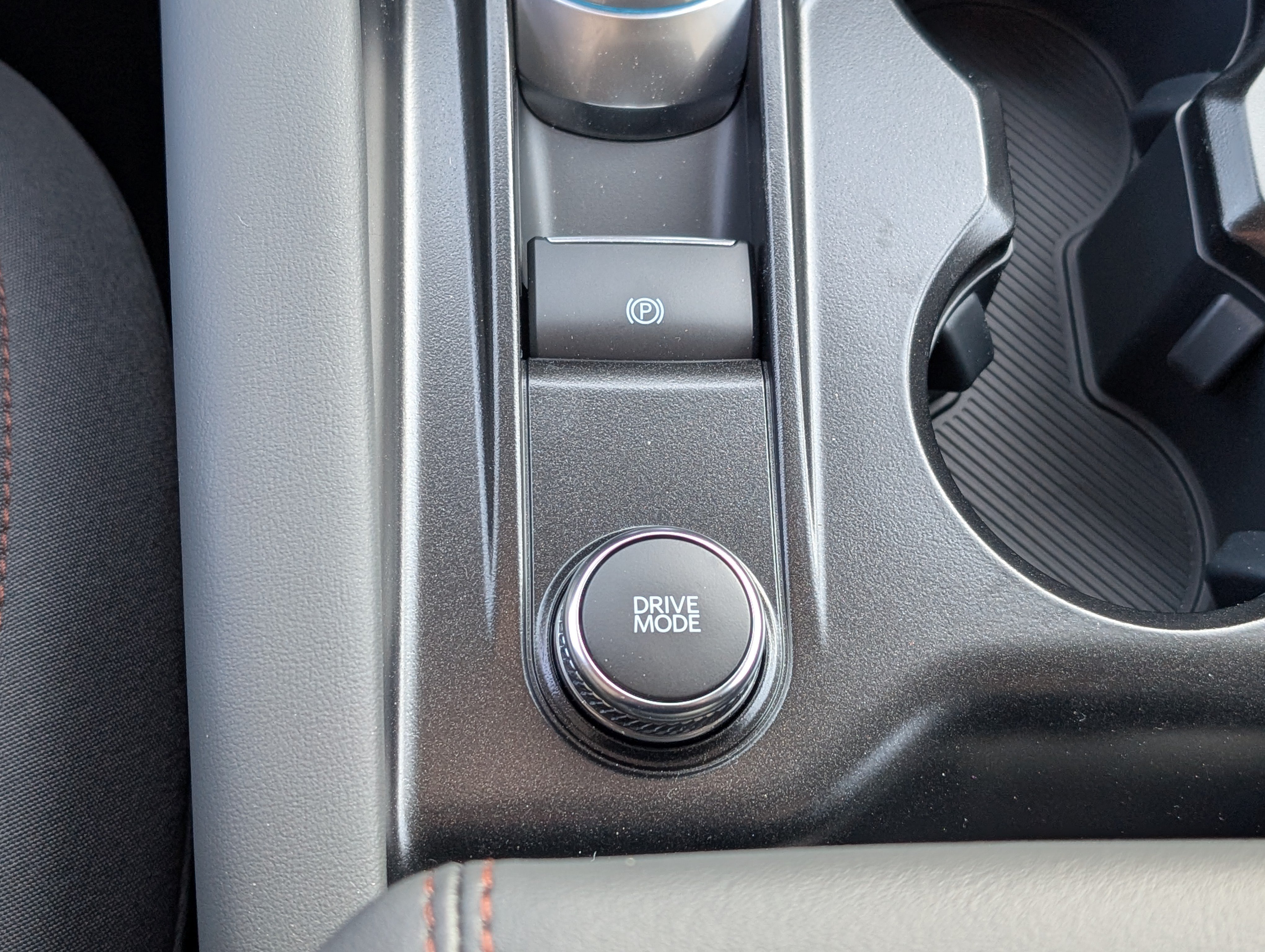 New 2026 Ford Explorer Active AWD/4WD image 22