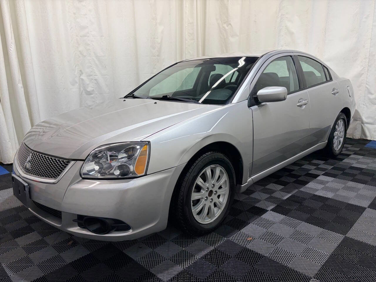 Used 2012 Mitsubishi Galant FE image 2