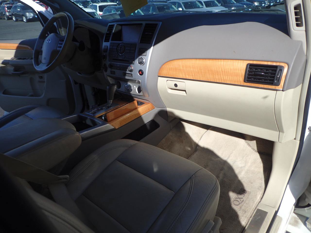Used 2009 INFINITI QX56 4WD image 16