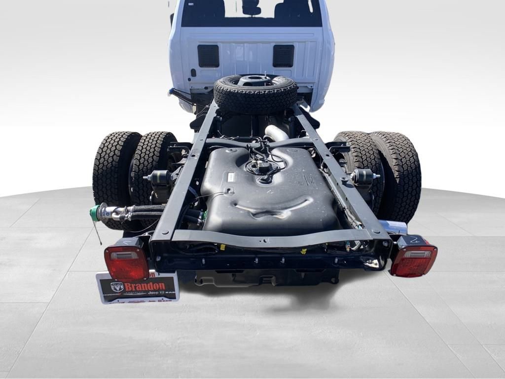 New 2026 RAM 3500 Tradesman image 23