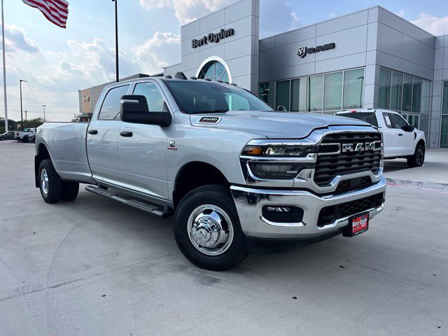 New 2027 RAM 3500 Tradesman AWD/4WD image 1