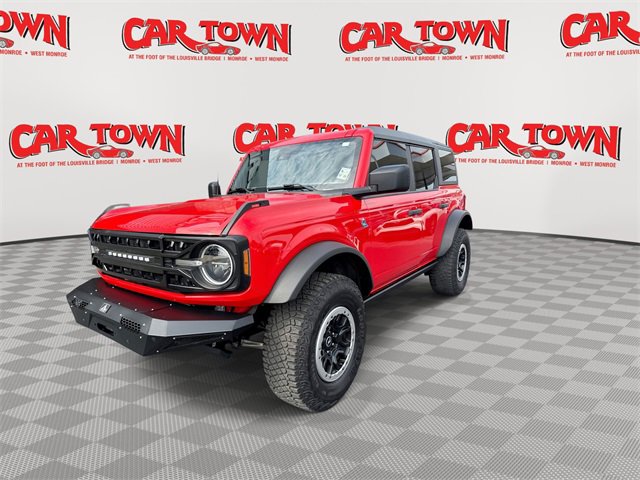 Used 2022 Ford Bronco Black Diamond w/ Sasquatch Package image 4