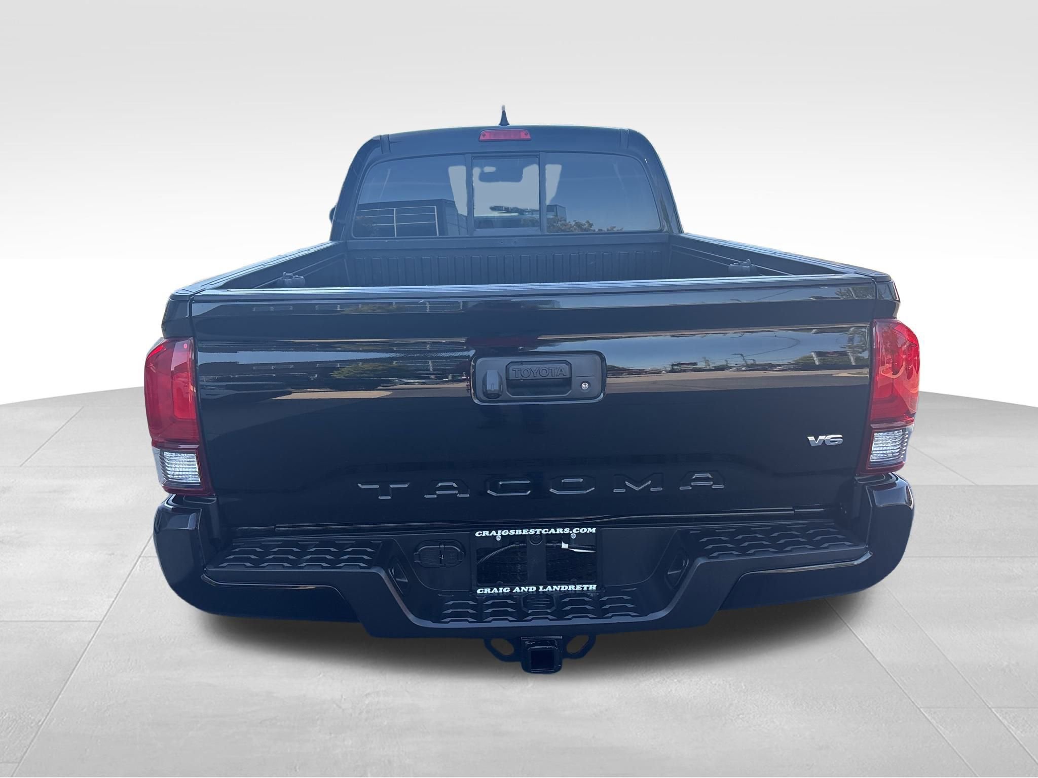 Used 2023 Toyota Tacoma SR image 5
