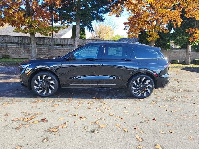 New 2026 Lincoln Nautilus Reserve image 2