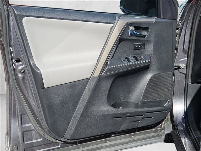 Used 2015 Toyota RAV4 Limited w/ Technology Package FWD image 11