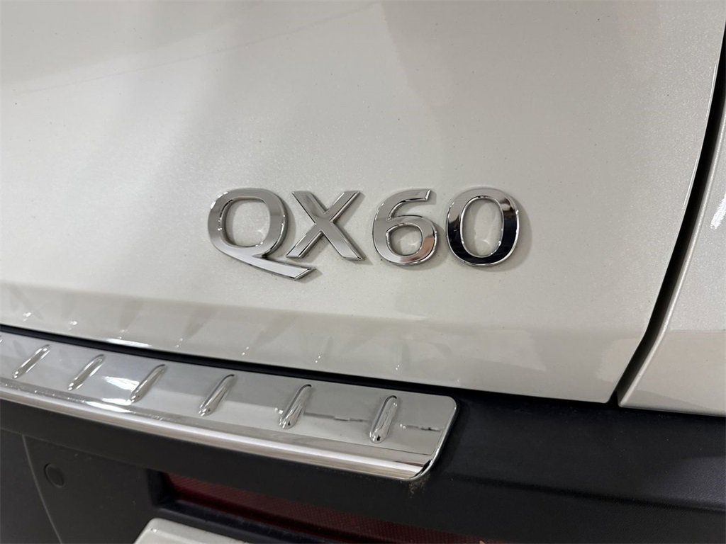 Used 2023 INFINITI QX60 Sensory w/ Vision Package image 28