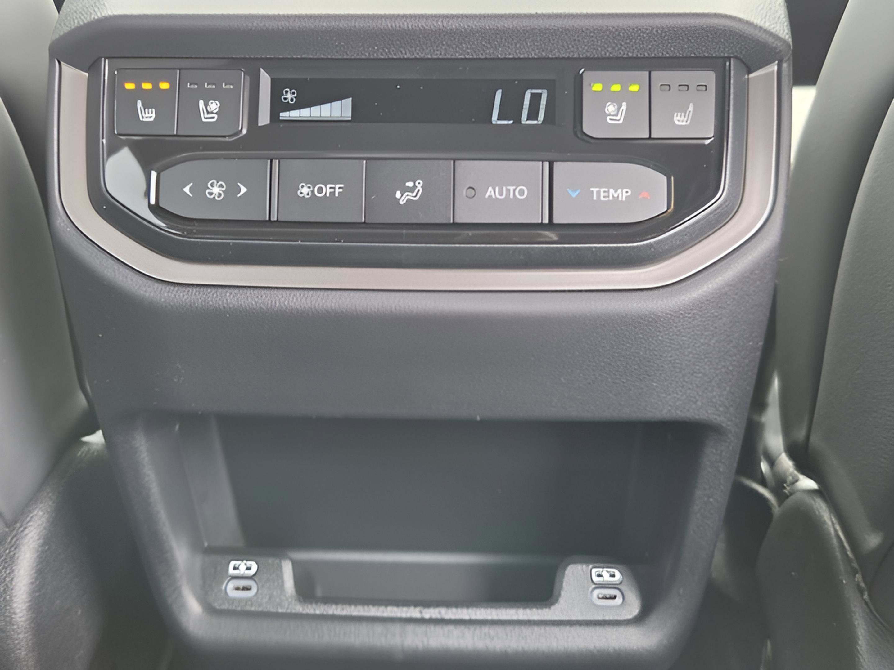 New 2026 Lexus TX 500h AWD image 15