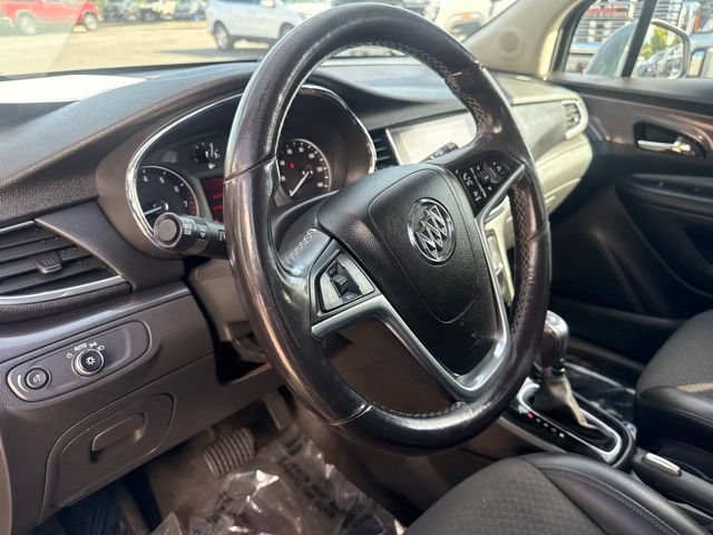 Used 2020 Buick Encore Preferred FWD image 11