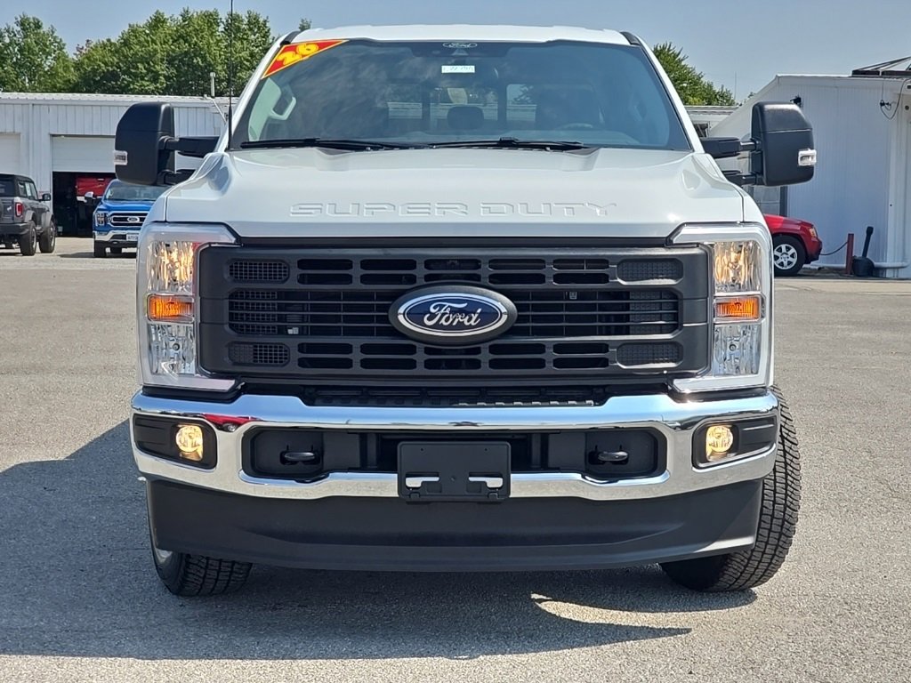 New 2026 Ford F250 XL image 2