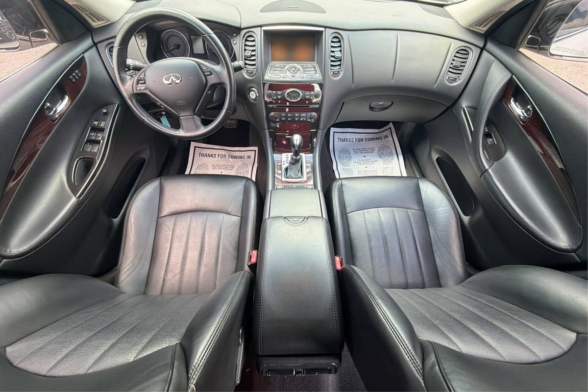Used 2017 INFINITI QX50 2WD w/ Premium Package image 15