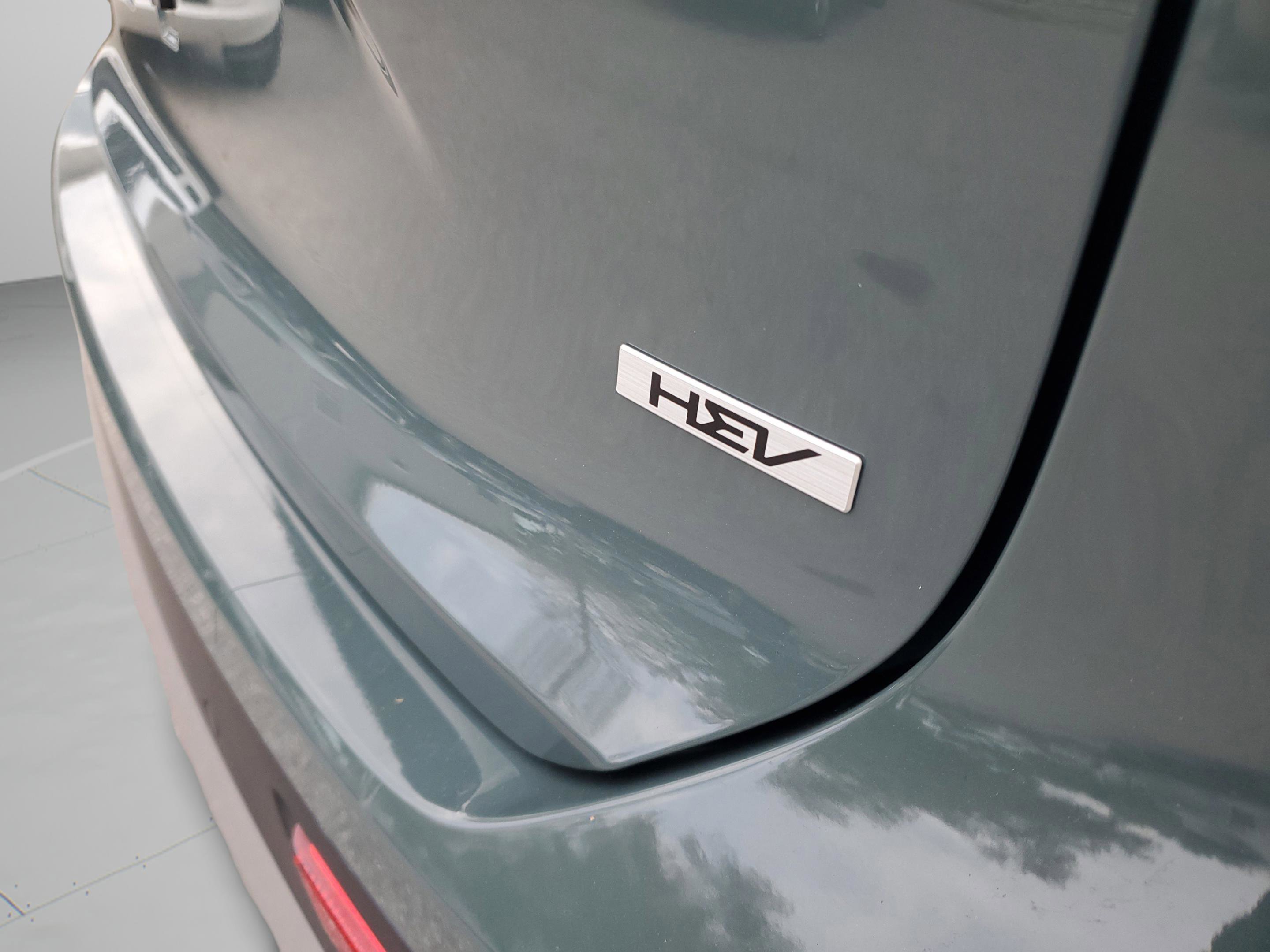 Used 2025 Kia Niro EX image 7