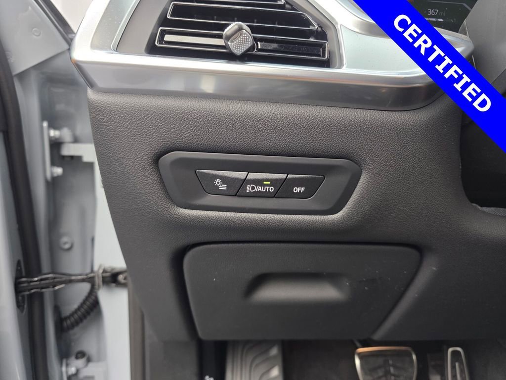 Certified 2026 BMW X5 xDrive40i w/ Executive Package image 27