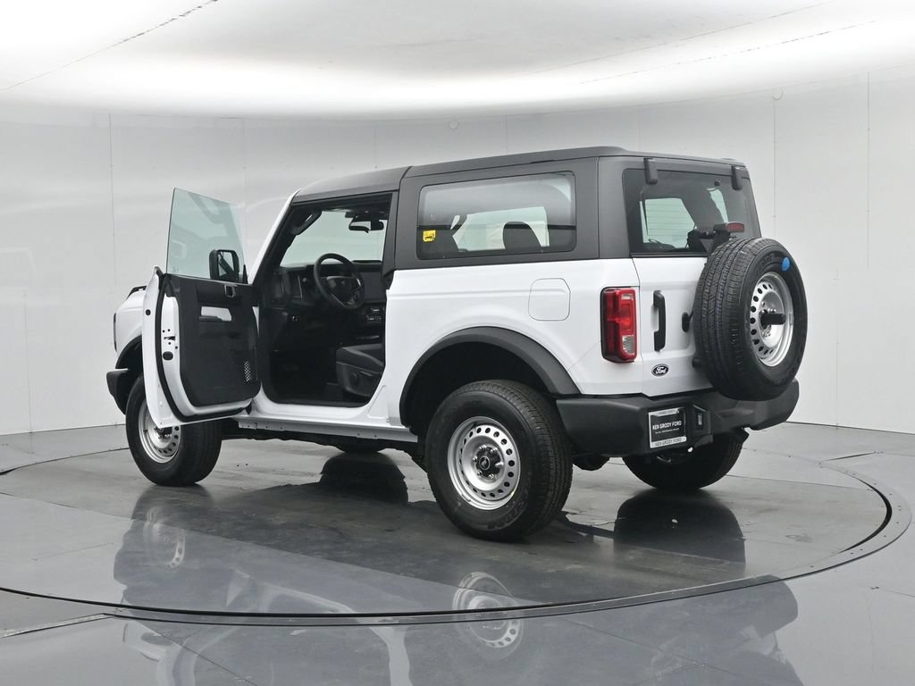 New 2026 Ford Bronco 2-Door AWD/4WD image 30