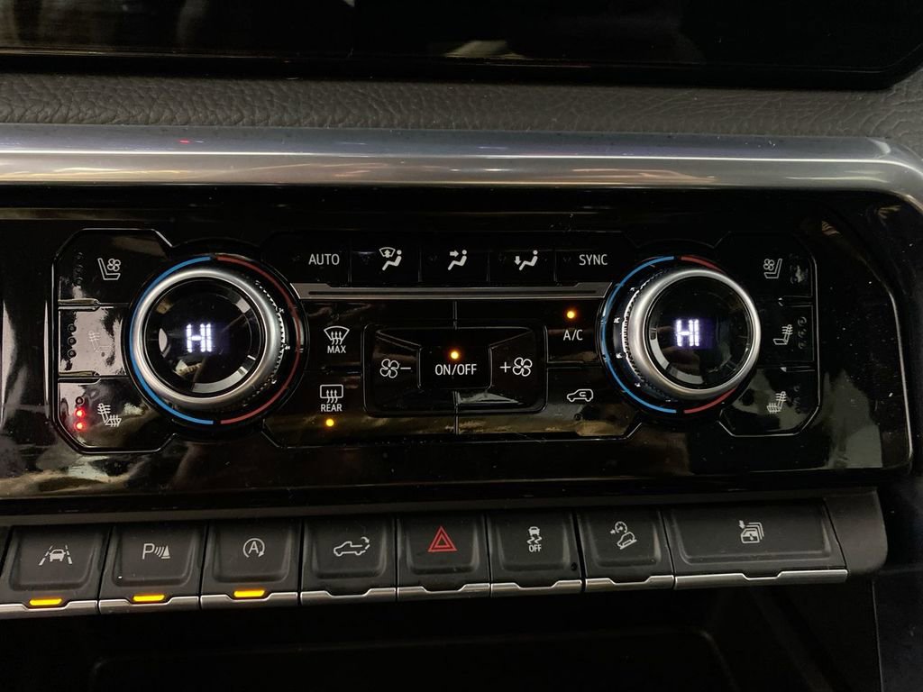 Used 2023 GMC Sierra 1500 Denali w/ Denali Reserve Package image 18