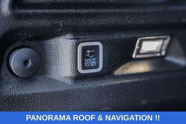 Used 2022 Jeep Grand Cherokee L Limited image 12