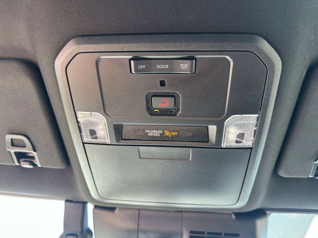 Used 2024 Toyota Tacoma TRD Off-Road image 19