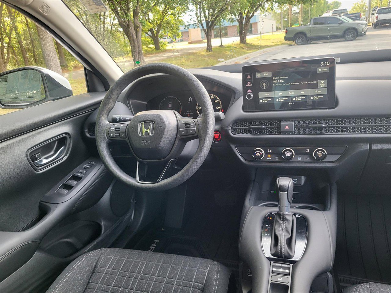 New 2026 Honda HR-V LX image 12