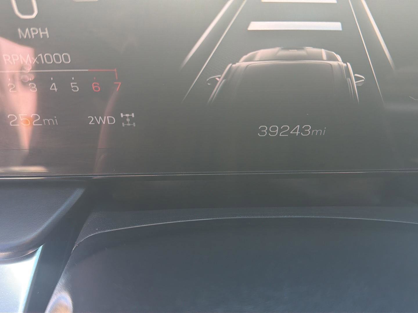 Used 2025 GMC Terrain Elevation AWD/4WD image 21