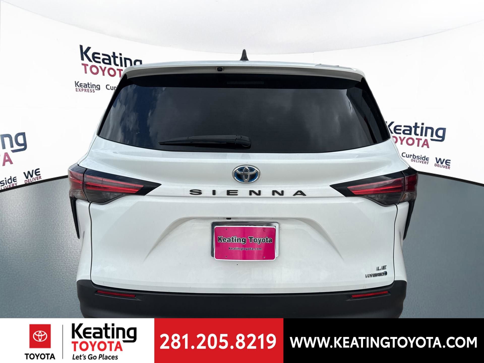 Used 2022 Toyota Sienna LE image 6