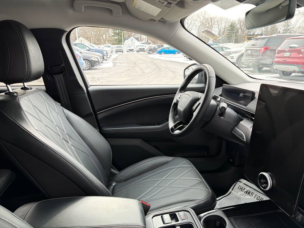 Used 2025 Ford Mustang Mach-E Select image 14