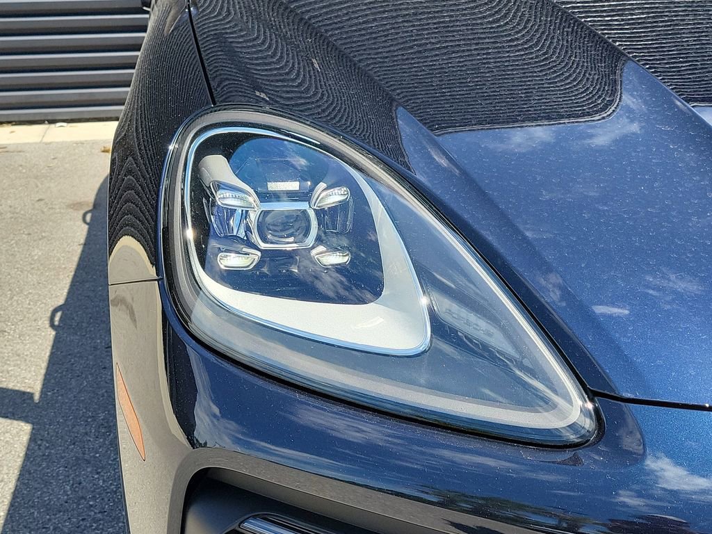 Certified 2022 Porsche Cayenne image 15