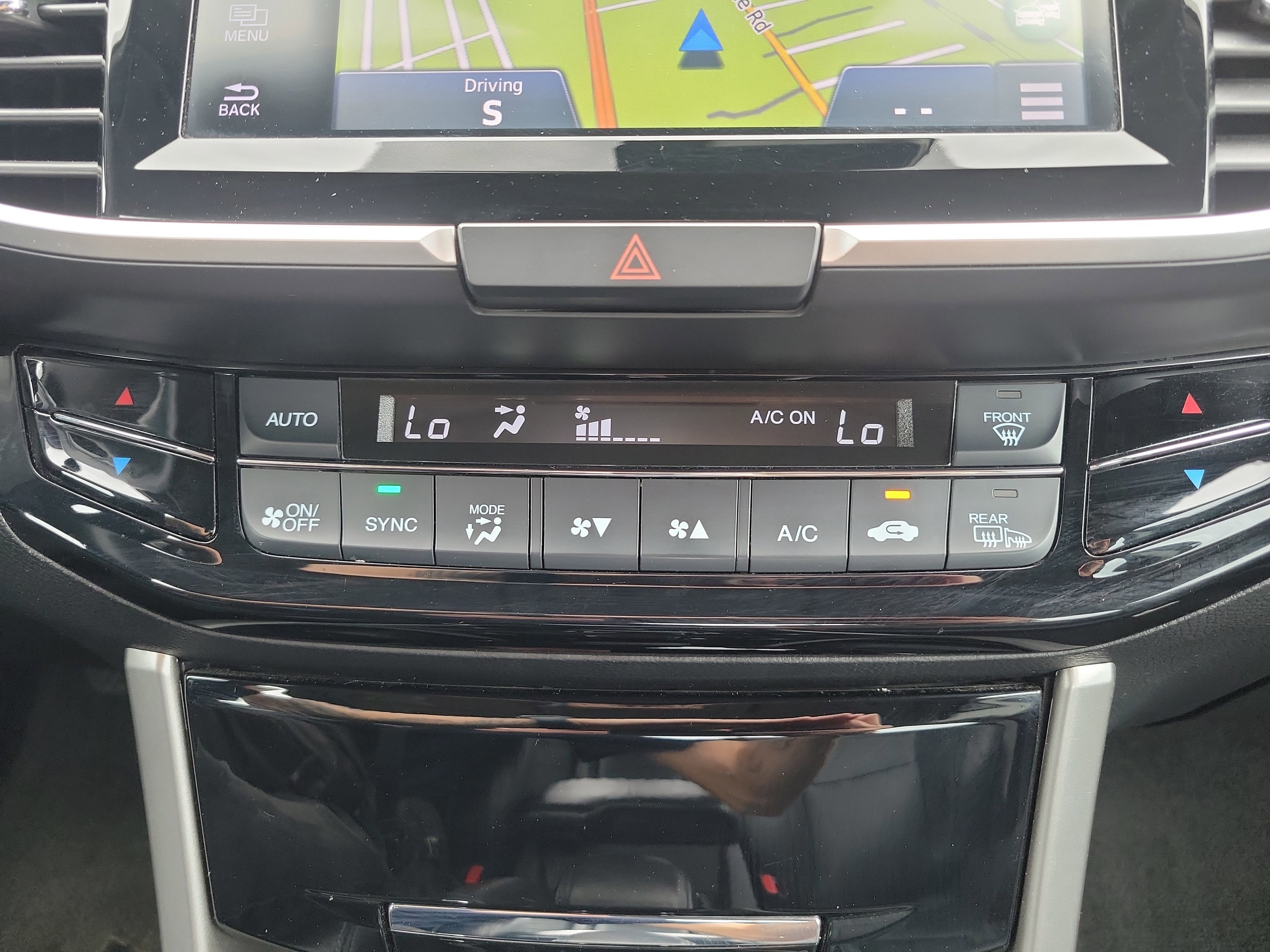 Used 2017 Honda Accord EX-L image 32