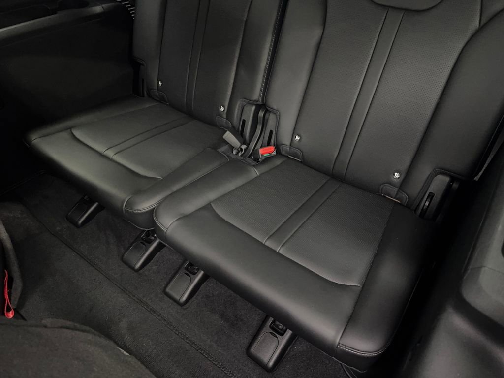 Used 2024 Kia Sorento SX image 39