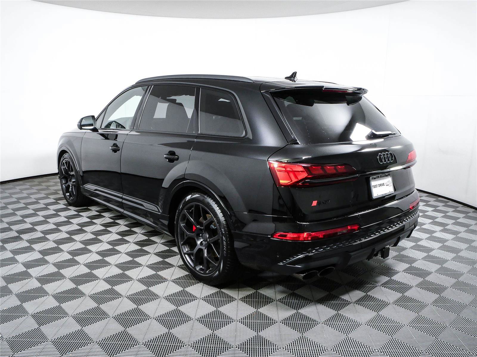 New 2026 Audi SQ7 Prestige AWD/4WD image 30